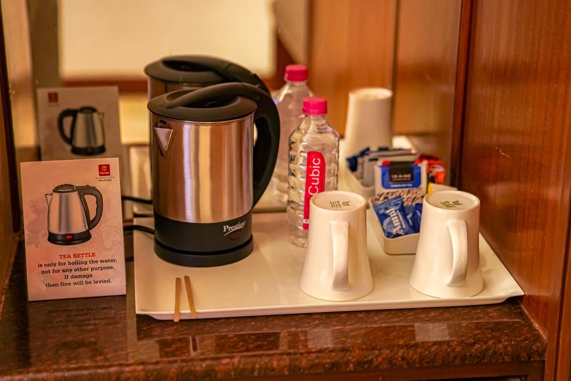 Clarion Bella Casa At Airport Hotell Jaipur Eksteriør bilde